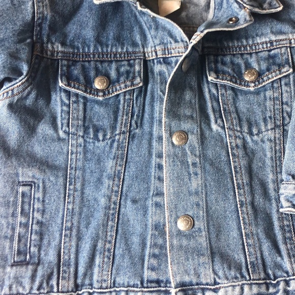 Gap denim jacket size 4 - Picture 3 of 6